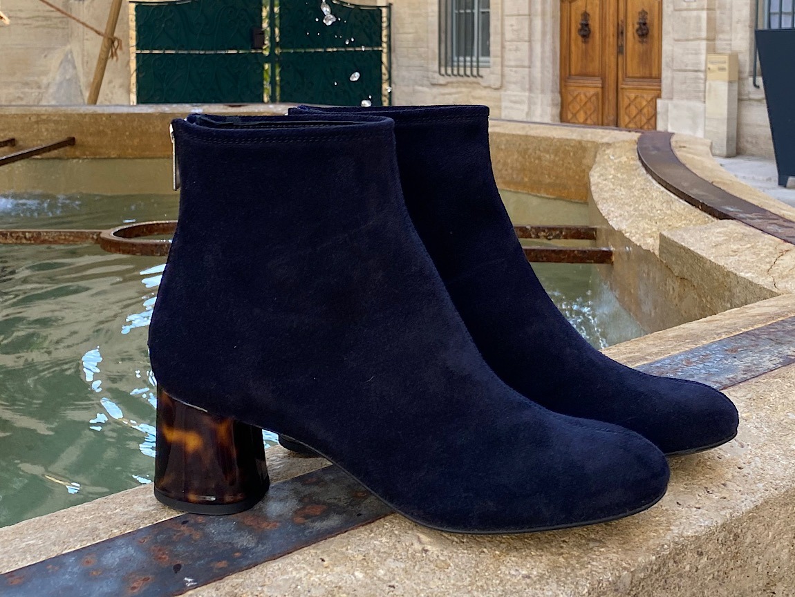 boots daim bleu, talon recouvert